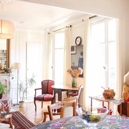 Family Duplex - With Balcony Appartamento Parigi